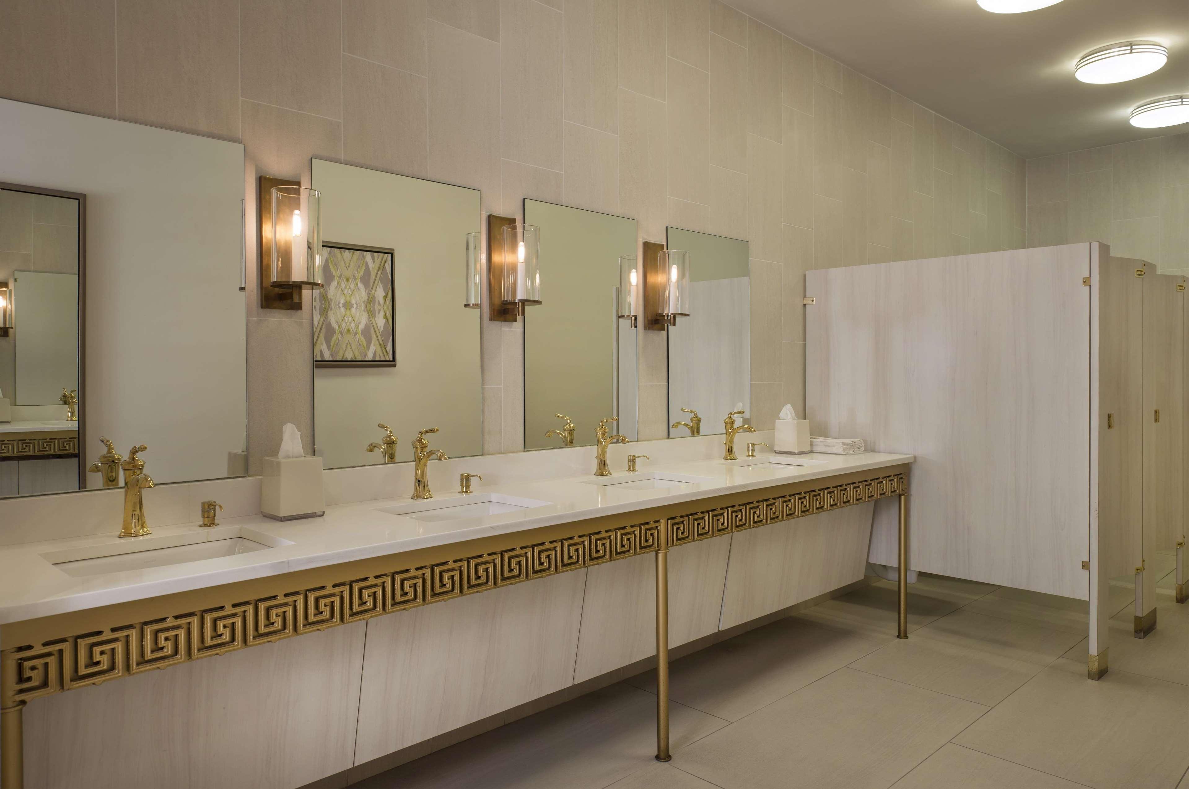 Doubletree By Hilton Hotel Dallas - Love Field Εξωτερικό φωτογραφία
