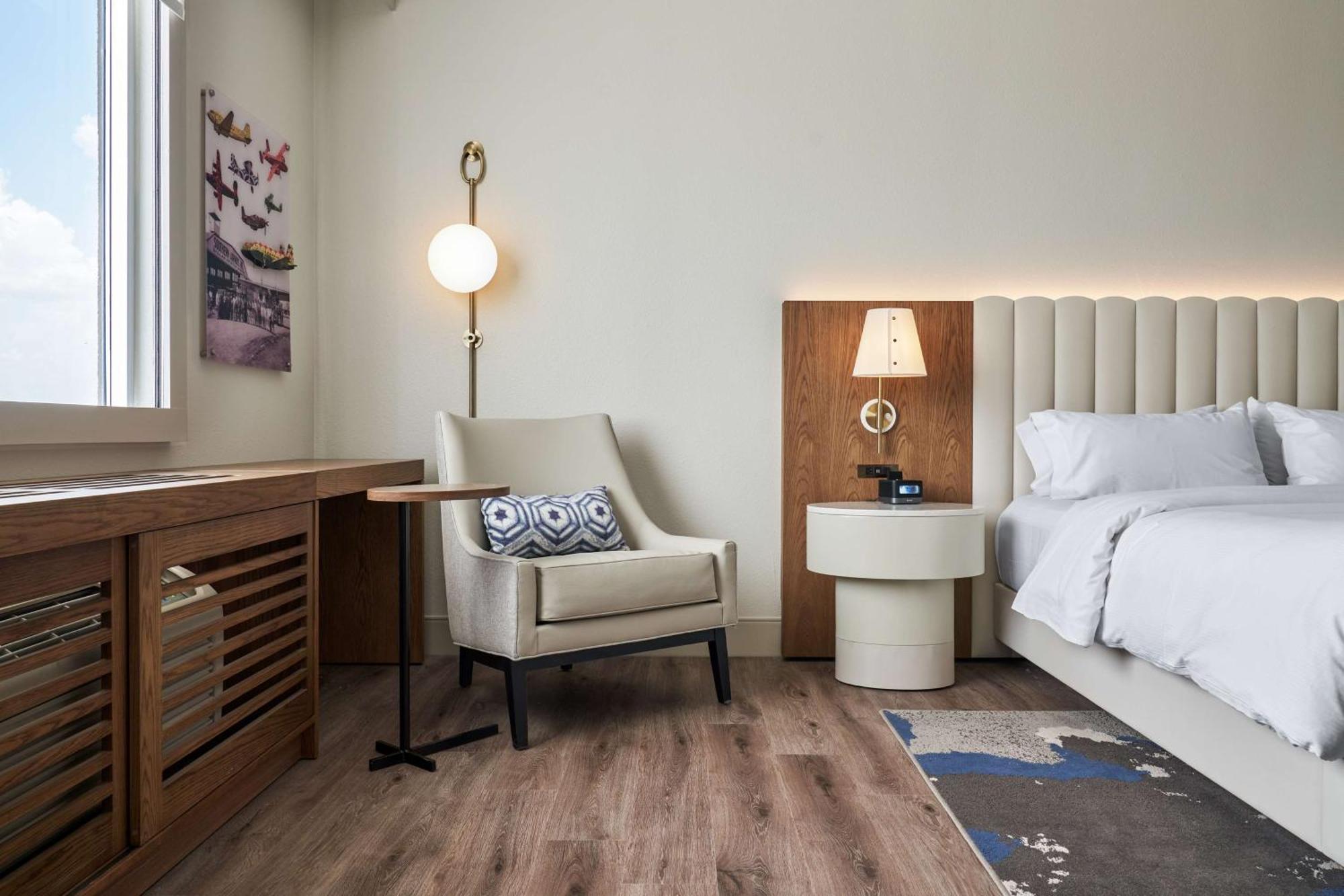 Doubletree By Hilton Hotel Dallas - Love Field Εξωτερικό φωτογραφία